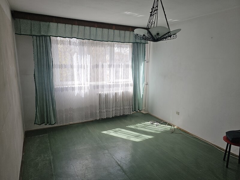 Berceni, strada Emil Racovita nr.27