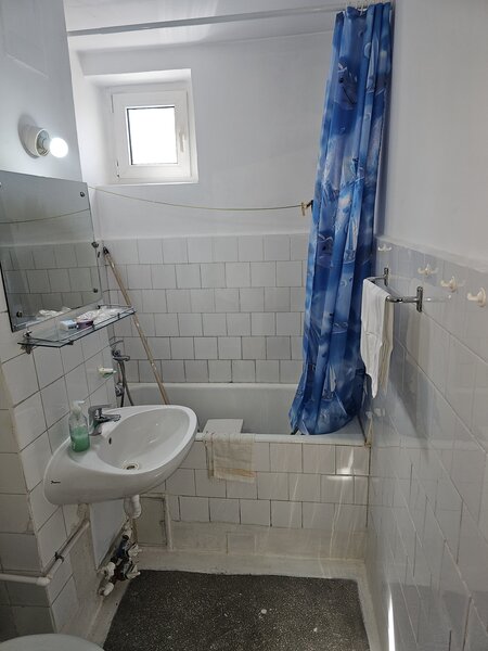 Berceni, strada Emil Racovita nr.27